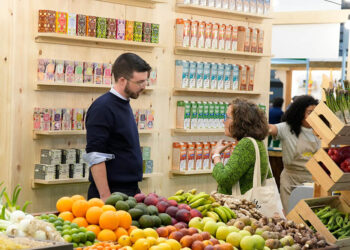 Stand de fruta en BioCultura Madrid 2023