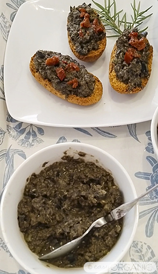 Tapenade vegana de aceitunas negras