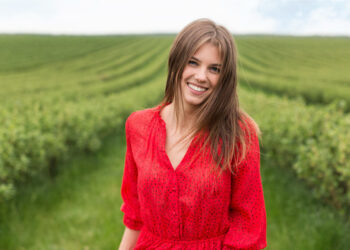 Los 9 productos imprescindibles del verano para una piel feliz y natural