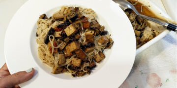 Fideos veganos estilo thai